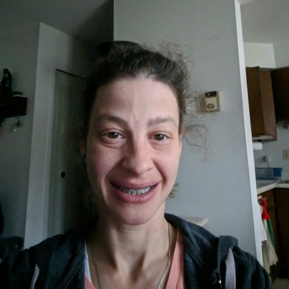 Meet your Posher, Elizabeth - Picture 1 of 1